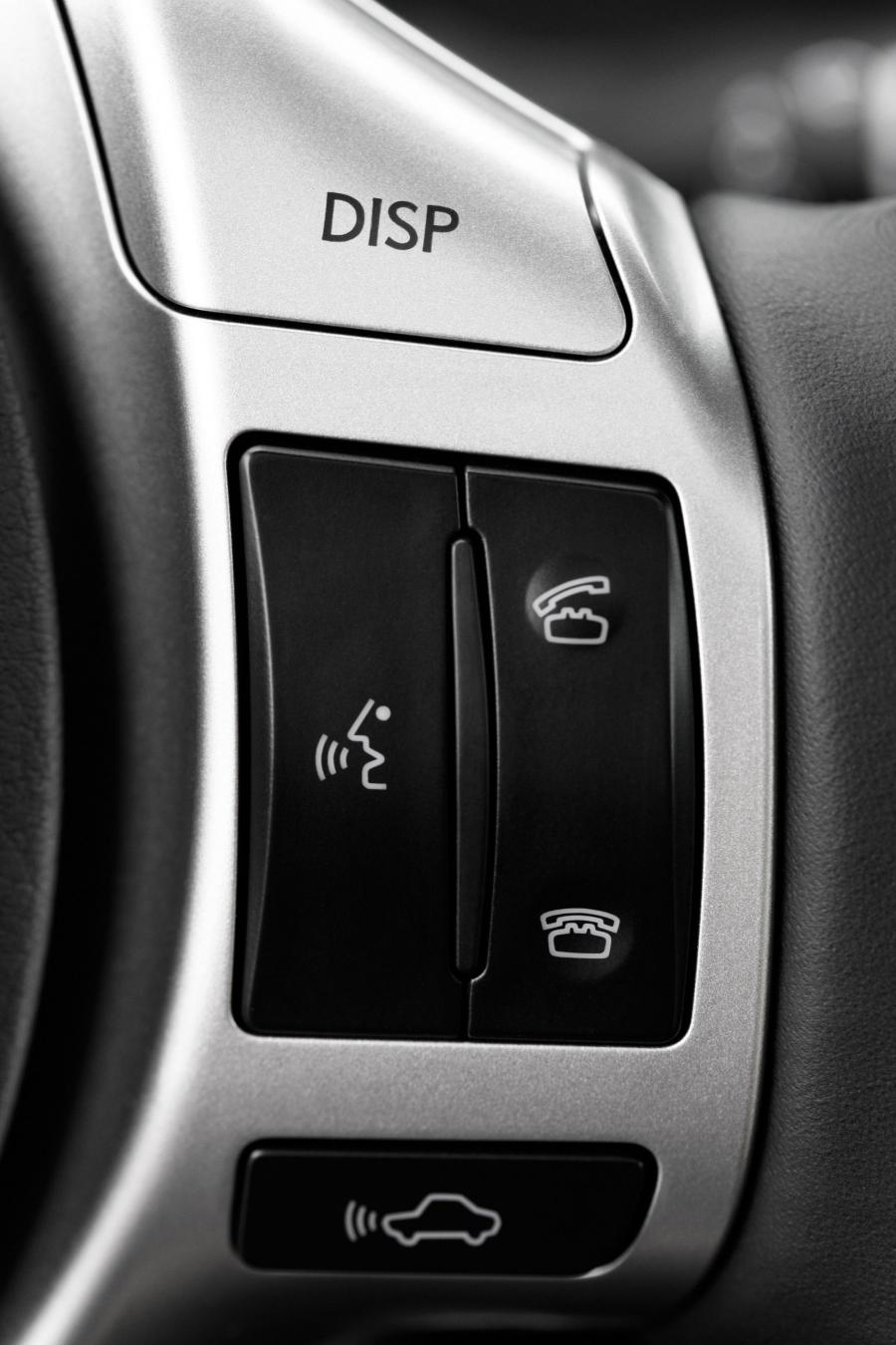  Lexus CT200h 2010 года  (фото 84 из 266)